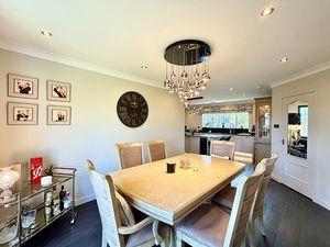 Photo 17- click for photo gallery